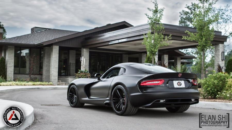  Dodge Viper SRT by Inspired Auto 2014 года  (фото 2 из 14)